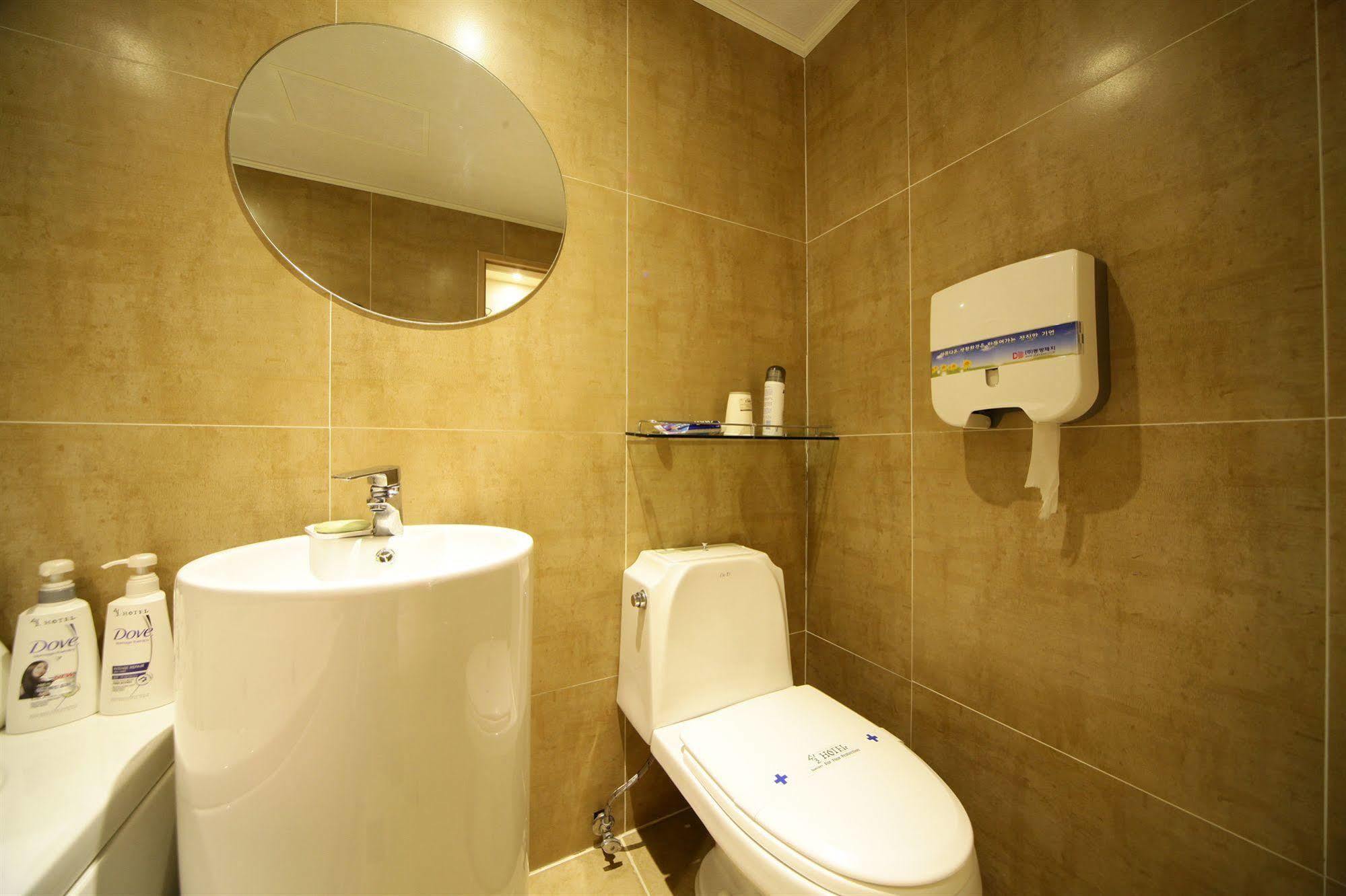 Sheel Hotel
